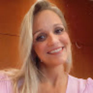 Meet your Posher, Talia